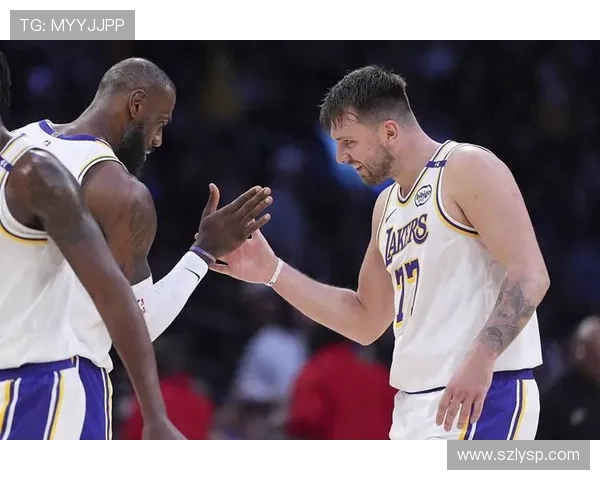 原创NBA杯战报：里夫斯38分领衔 湖人129-119力克独行侠斩获六连胜